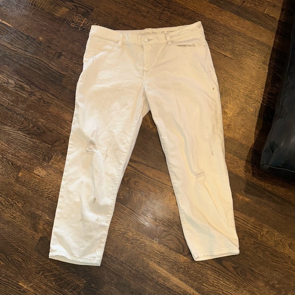 Calvin Klein White Boyfriend Jeans - Picture 2 of 9